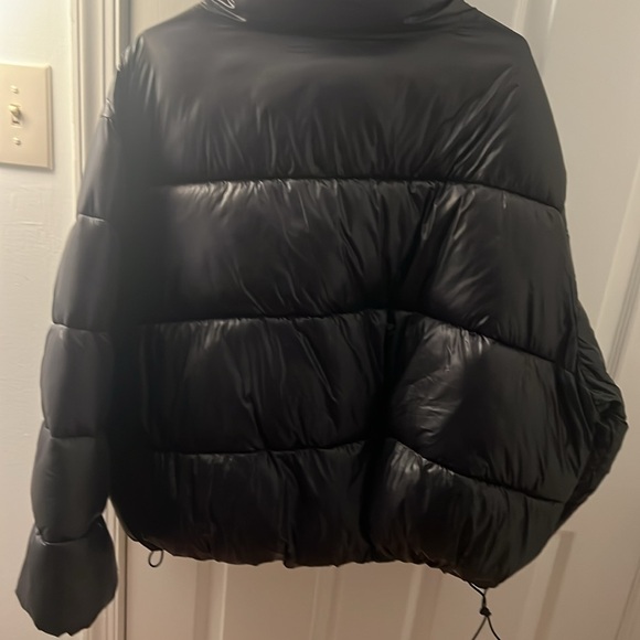 Winter jacket - Picture 3 of 3